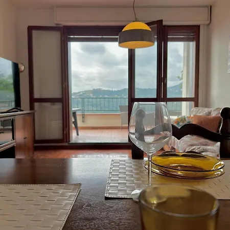 公寓 Villaggio Cledai, Panoramic View With Parking, Ac 卡迪拉瓦尼亚
