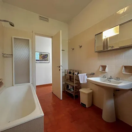 公寓 Villaggio Cledai, Panoramic View With Parking, Ac 卡迪拉瓦尼亚